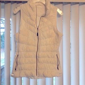 White sleeveless vest